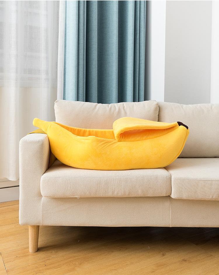 Casa cama em forma de banana quente e aconchegante para animais de estimação.